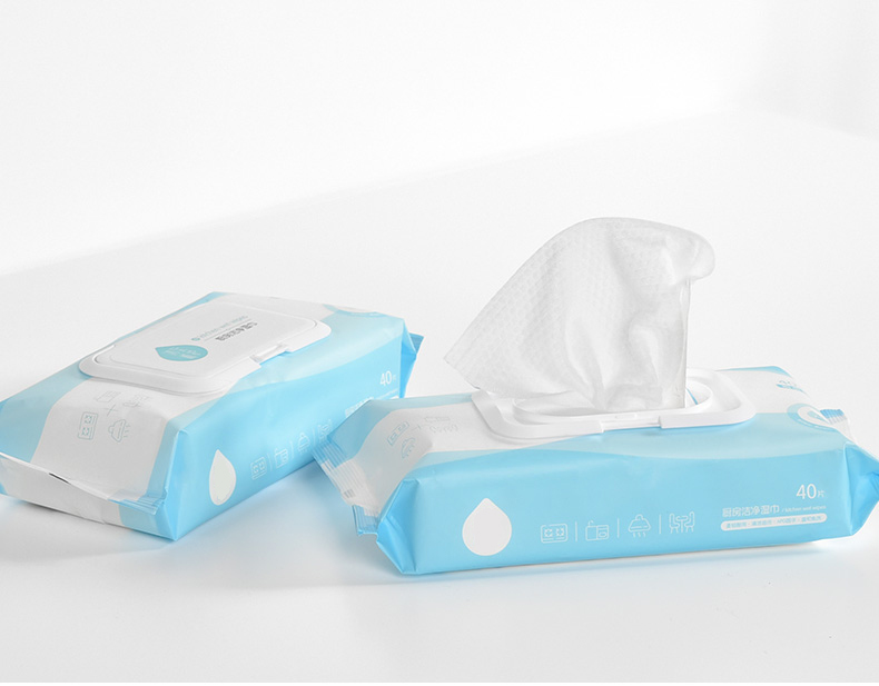 新生儿准备湿巾还是棉柔巾用比较好呢？