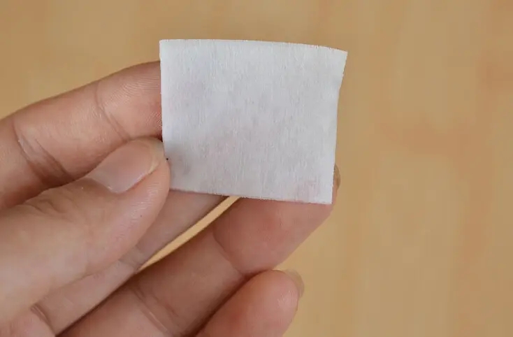 酒精棉片和酒精湿巾的区别？哪个更好用呢？