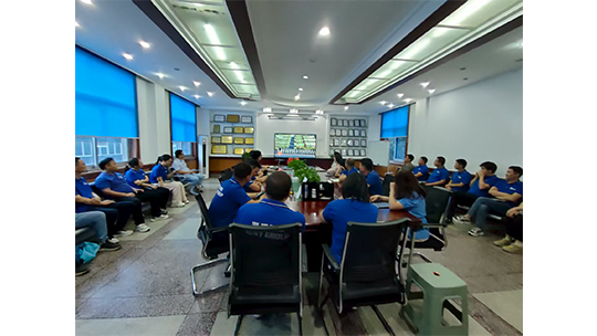 郑州海德晟机械全员观阅兵 凝心聚力促发展